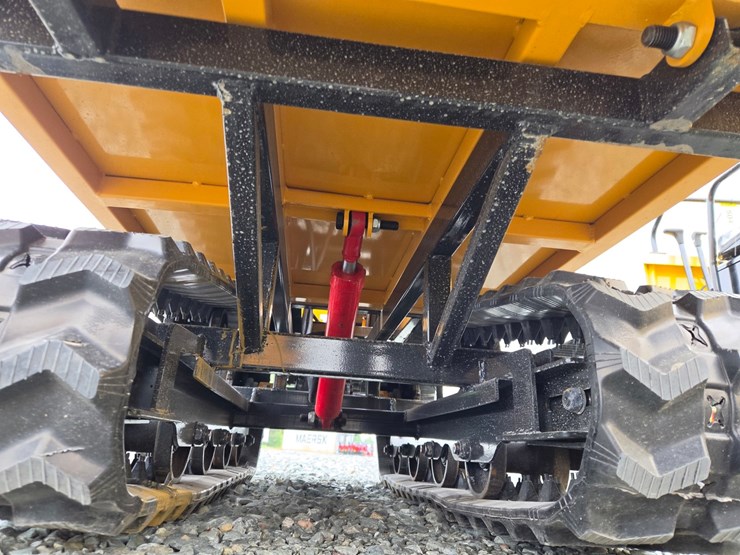 #5052-•-j1500-crawler-dumper-image-18