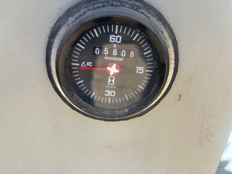 mack-rd688s-image-124