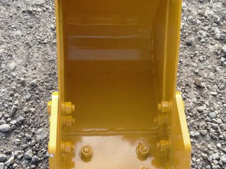 #176-•-cat-301-mini-excavator-8"-narrow-bucket-attachment-image-3
