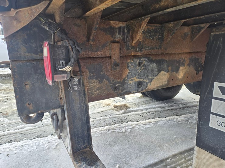 #60855-•-2002-sterling-flatbed-truck-image-28