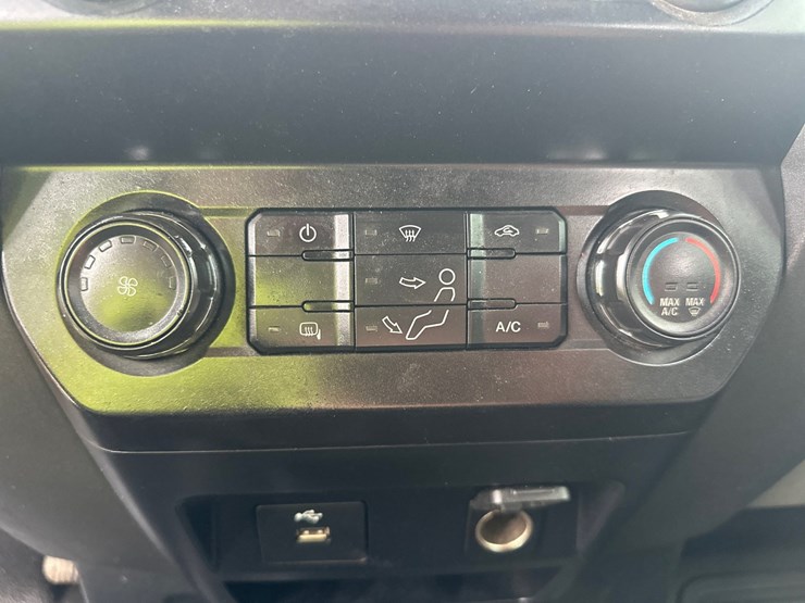 2019-ford-f550-image-38