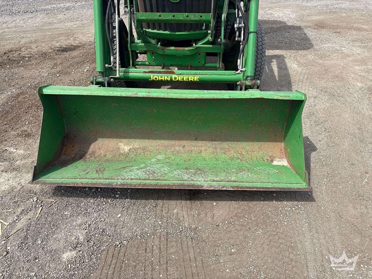 2018-john-deere-3039r-image-18
