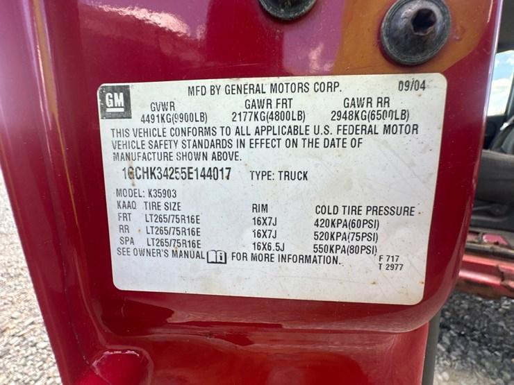 2005-chevrolet-3500-image-48