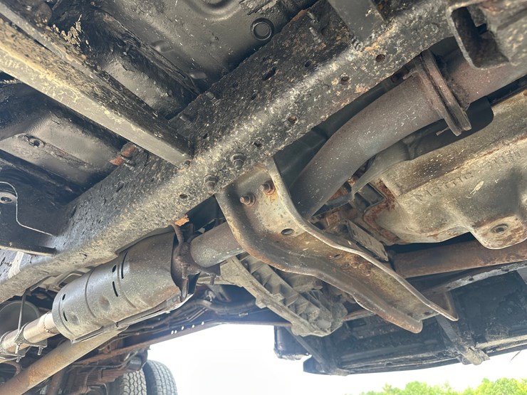 2001-ford-f350-image-54