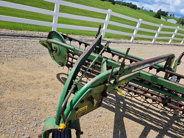 john-deere-662-image-12