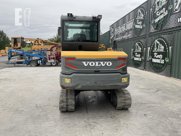 2017-volvo-ec60e-image-3