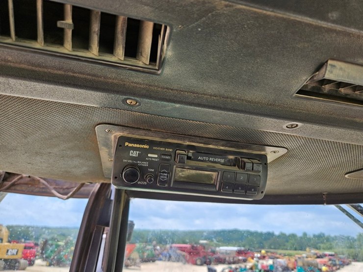 john-deere-8430-image-39
