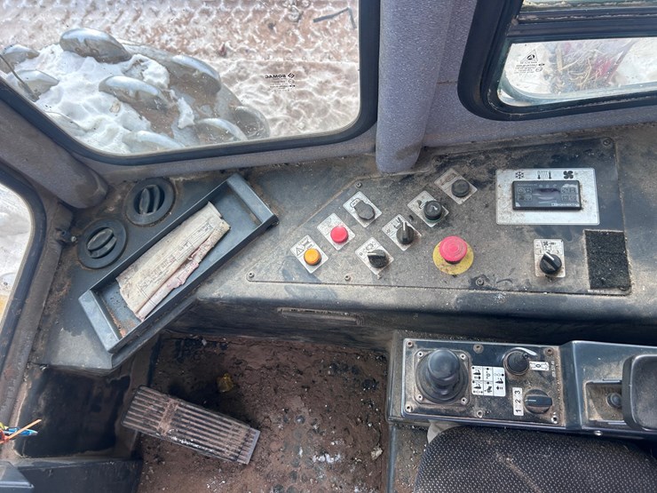 #1459-•-2012-bomag-bc572-compactor-image-48