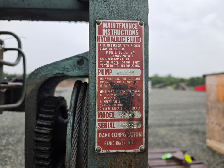 #6330-•-dake-air-hydraulic-press-image-8