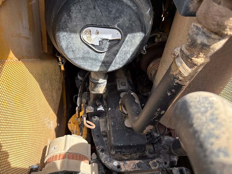 deere-550h-image-26
