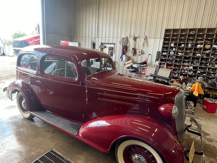 1936-chevrolet-two-door-sedan-image-5