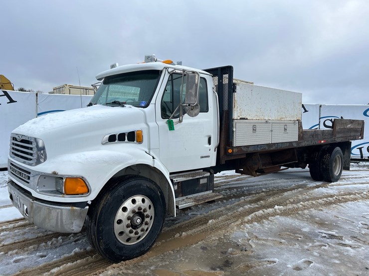 #60855-•-2002-sterling-flatbed-truck-image-1
