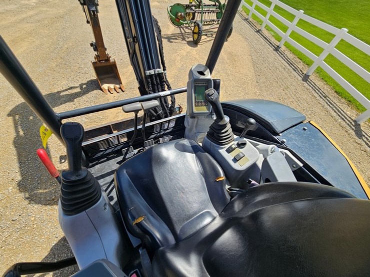 deere-35g-image-27