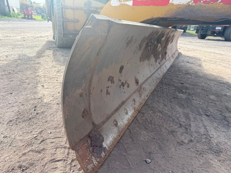 caterpillar-160m-image-175