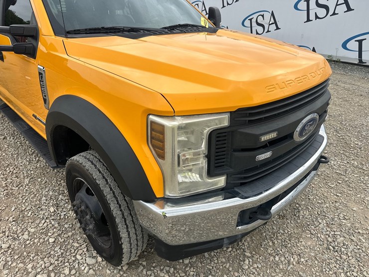 2019-ford-f550-image-10