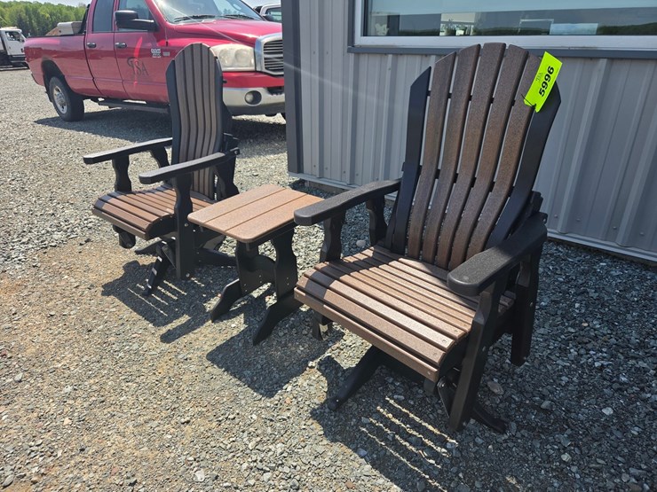 #5996-•-pair-of-outdoor-fanback-gliders-w/-table-image-1