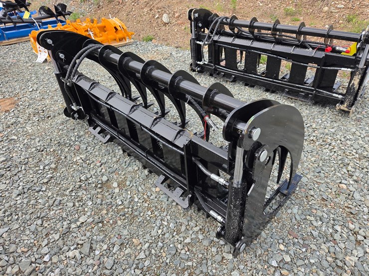 #6141-•-approx.-72"-unused-future-clg72-skid-steer-log-grapple-attachment-image-3