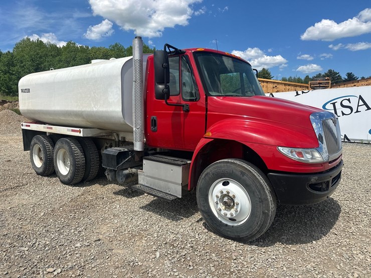 2015-international-durastar-4400-image-7