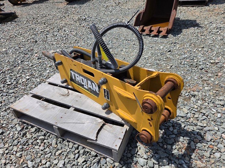 #6032-•-trojan-mini-excavator-breaker-hammer-image-2