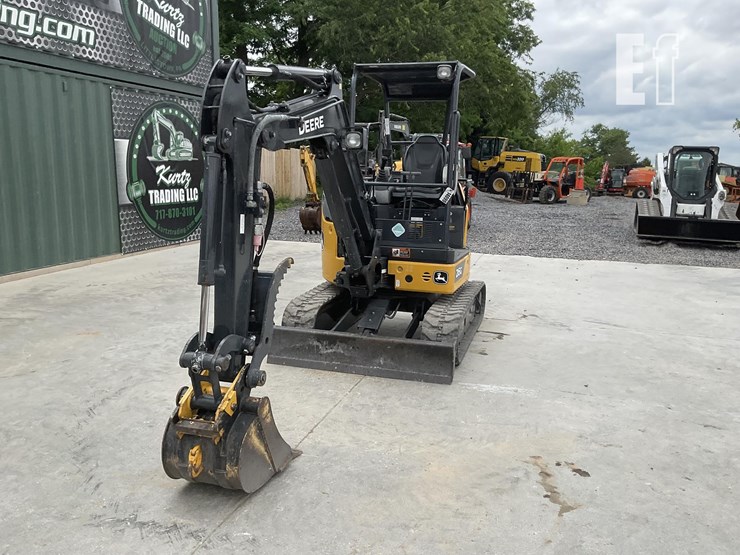 2022-deere-26g-image-8