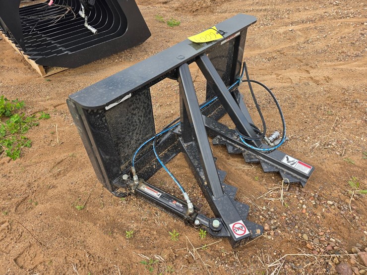 #6004-•-unused-stout-skid-steer-tree-&-post-puller-attachment-image-4