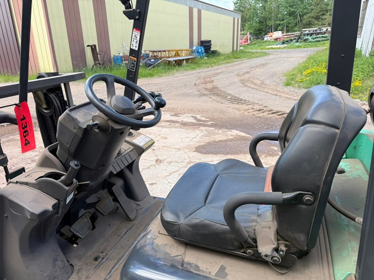 #1364-•-misubishi-fgc25n-forklift-image-28