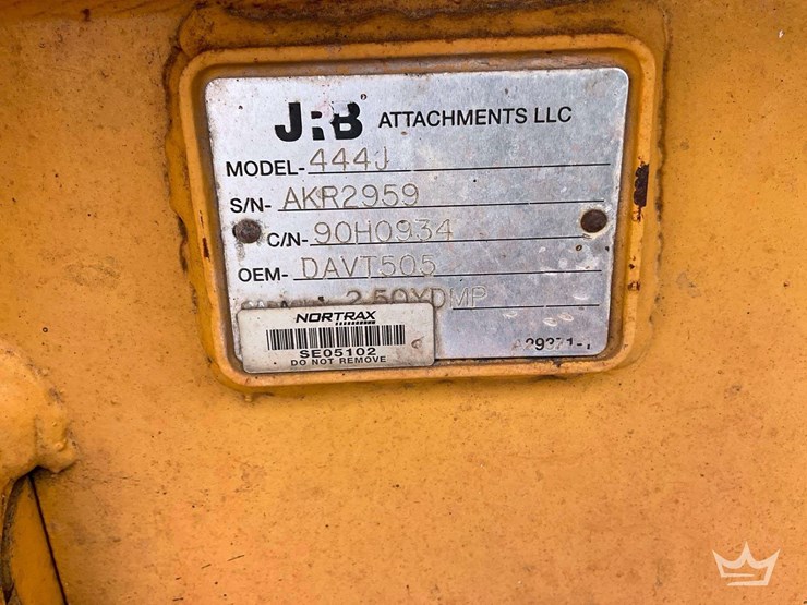 2007-deere-444j-image-25