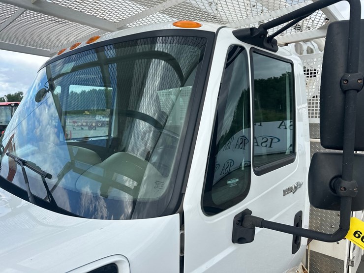 2013-international-durastar-4300-image-15