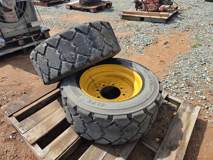 #6020-•-(2)-10-16.5-tires-w/rims-image-3