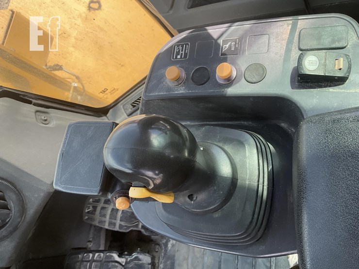 2019-caterpillar-950m-image-14
