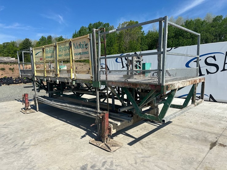 #5024-•-hydro-mobile-hm2-mast-climbing-work-platform-scaffold-image-2