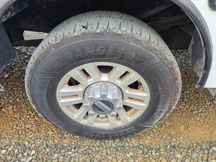 2019-ford-f350-xlt-image-63