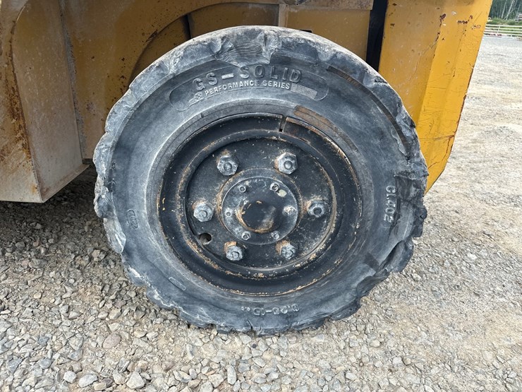 1995-caterpillar-dp70-image-61