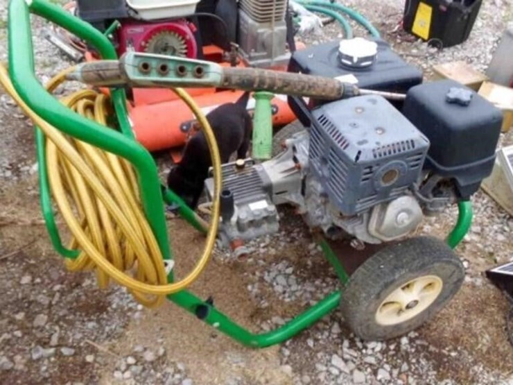 john-deere-power-washer-pulls-through-image-1