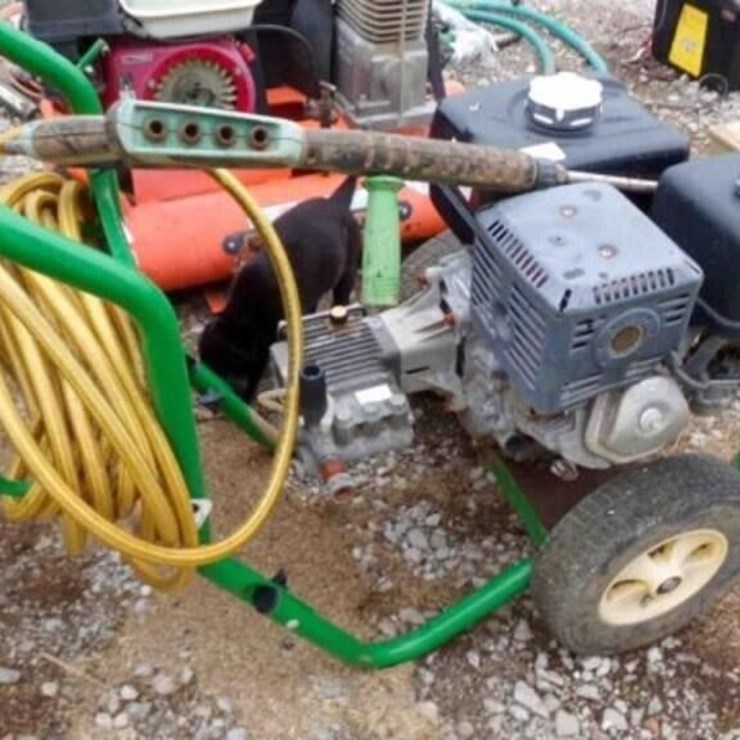 John Deere Power Washer Pulls Through