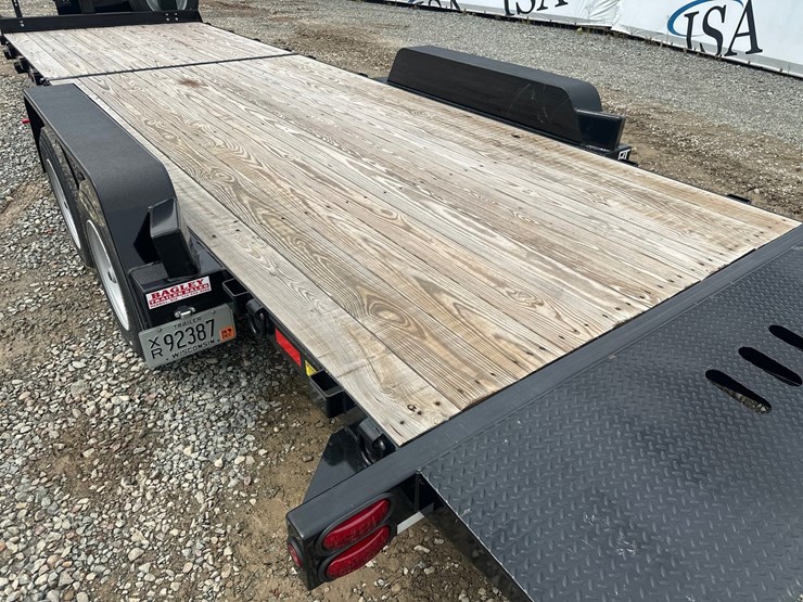 #60887-•-2024-behnke-enterprises-24'-tilt-bed-trailer-image-17
