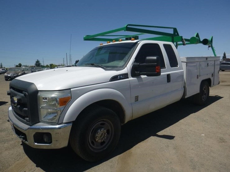 2014-ford-f350-image-1
