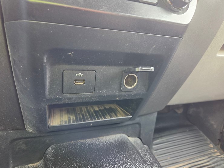 2020-ford-f350-image-52