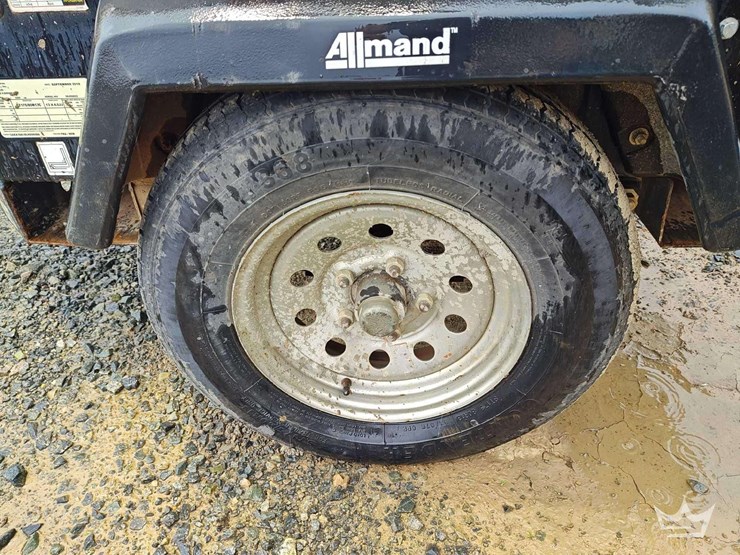 2020-allmand-bros-night-lite-v-series-image-10