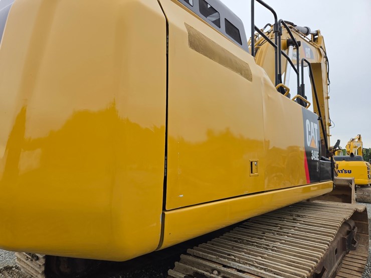 caterpillar-349el-image-44