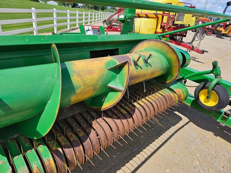 john-deere-3950-image-15
