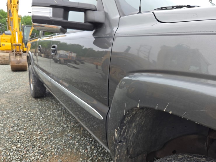 2002-gmc-1500hd-image-8