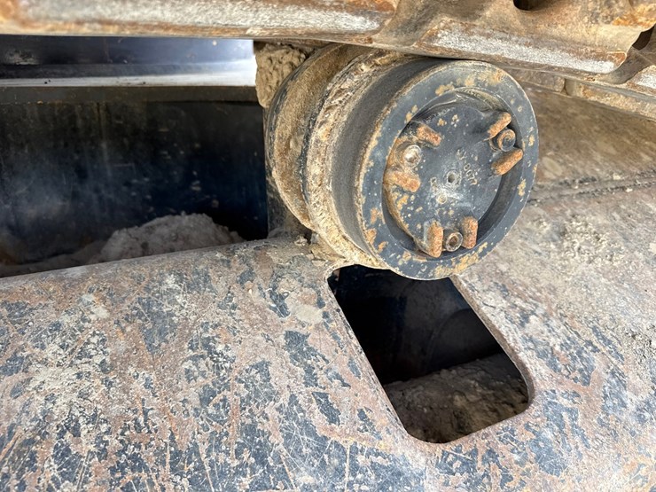 2017-caterpillar-336fl-image-92