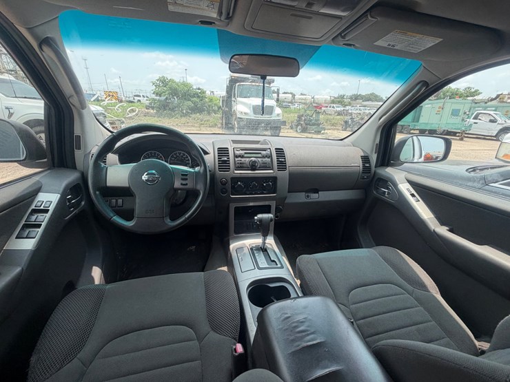 2008-nissan-pathfinder-image-16