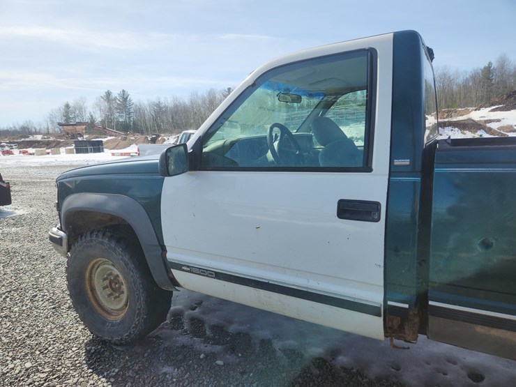 1998-chevrolet-3500-image-10