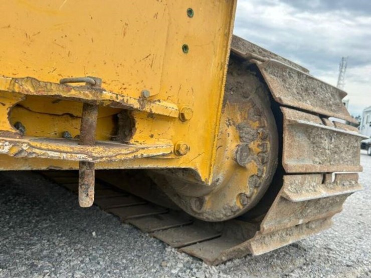 2007-deere-450j-lgp-image-54
