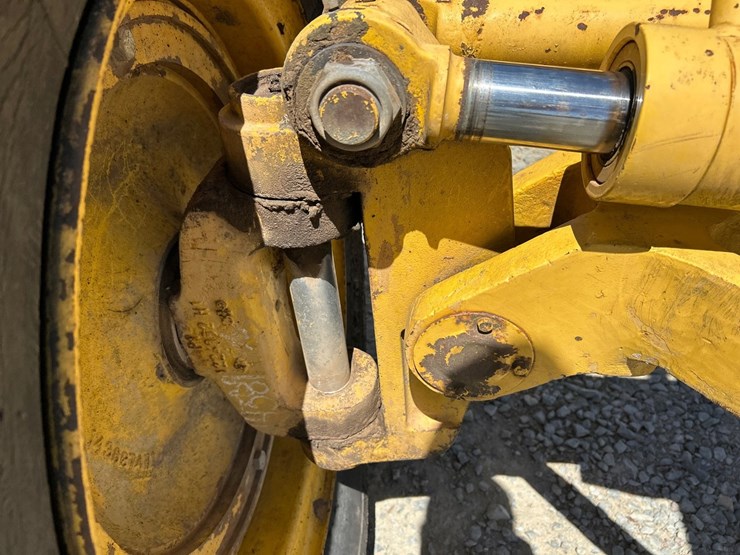komatsu-gd650a-image-19