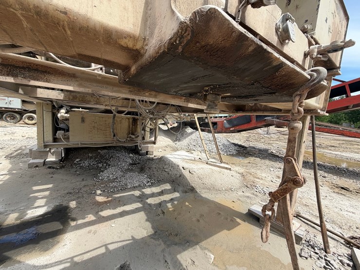 #1757-•-2005-mestco-hp4000-crusher-image-72