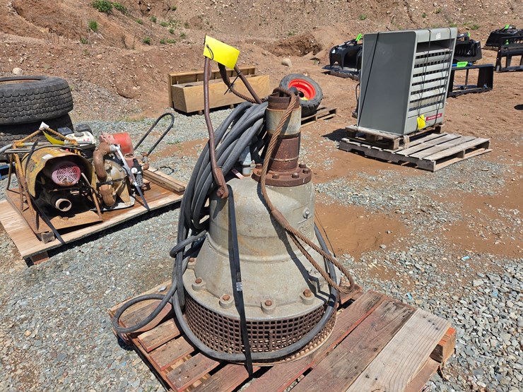 #6024-•-submersible-pump-image-4