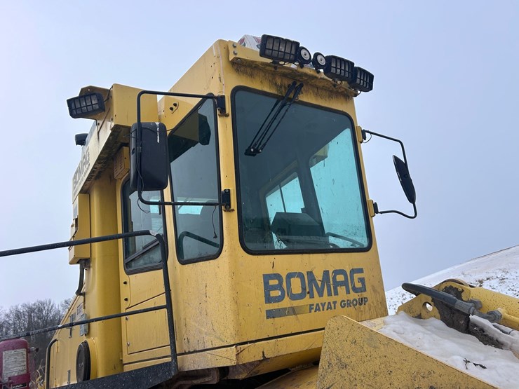 #1459-•-2012-bomag-bc572-compactor-image-30